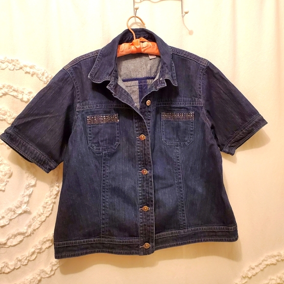 CHICO'S CROP Denim JACKET - Picture 1 of 9